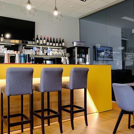 Kiraly Park Hotel 솜버트헤이 외부 사진