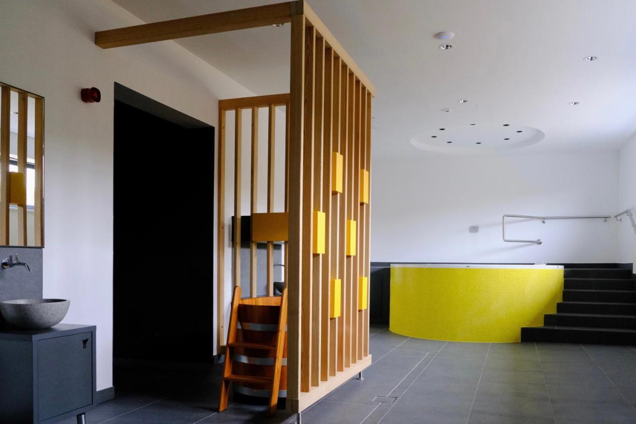Kiraly Park Hotel 솜버트헤이 외부 사진